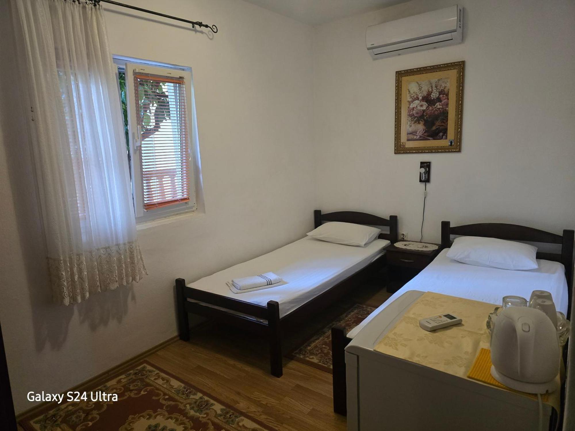 Guesthouse Djacic Budva Pokoj fotografie